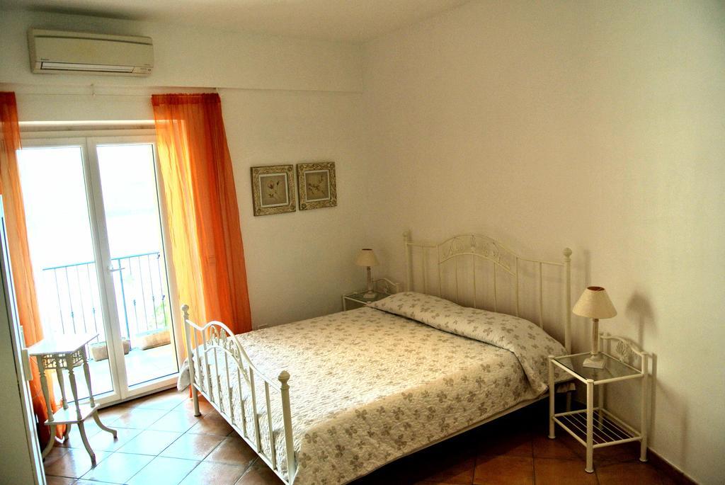 Apartment กัสเตลกันดอลโฟ ภายนอก รูปภาพ